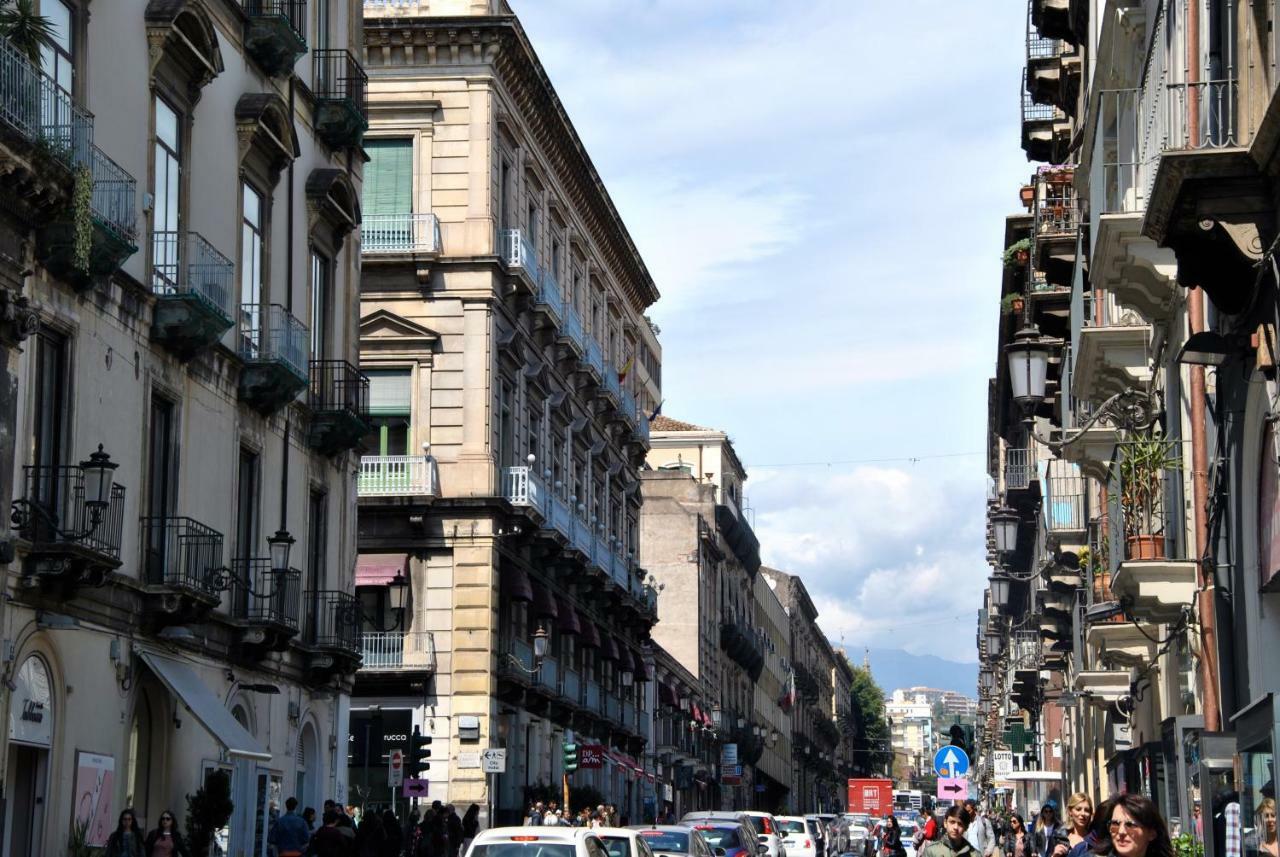 Wonderful Via Etnea Apartment Catania Ngoại thất bức ảnh
