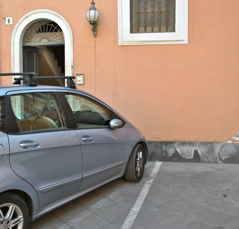 Wonderful Via Etnea Apartment Catania Ngoại thất bức ảnh